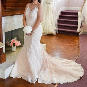 Allure Bridal Wedding Gown